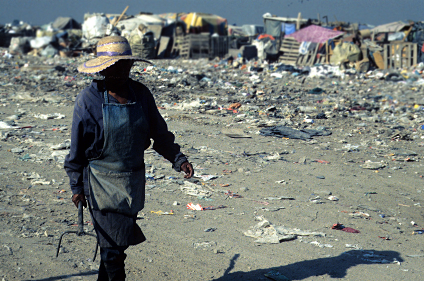 Garbage Dump of Chimalhuacán, México D.F. 2002